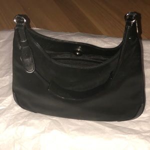 Coach No J1k-8312 Black Leather Shoulder Bag